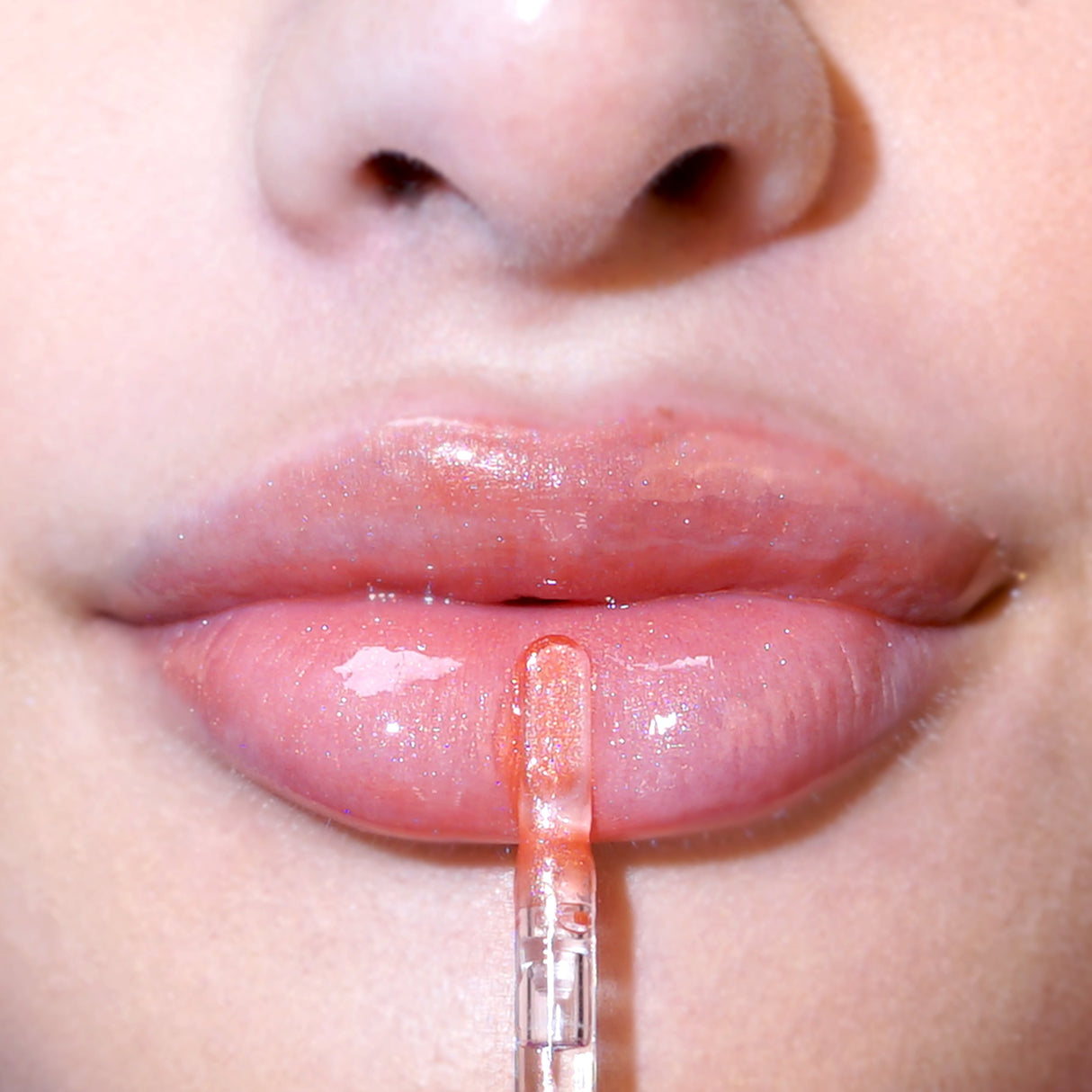 Starcrossed Shimmer Gloss Labial Hidratante con Brillo