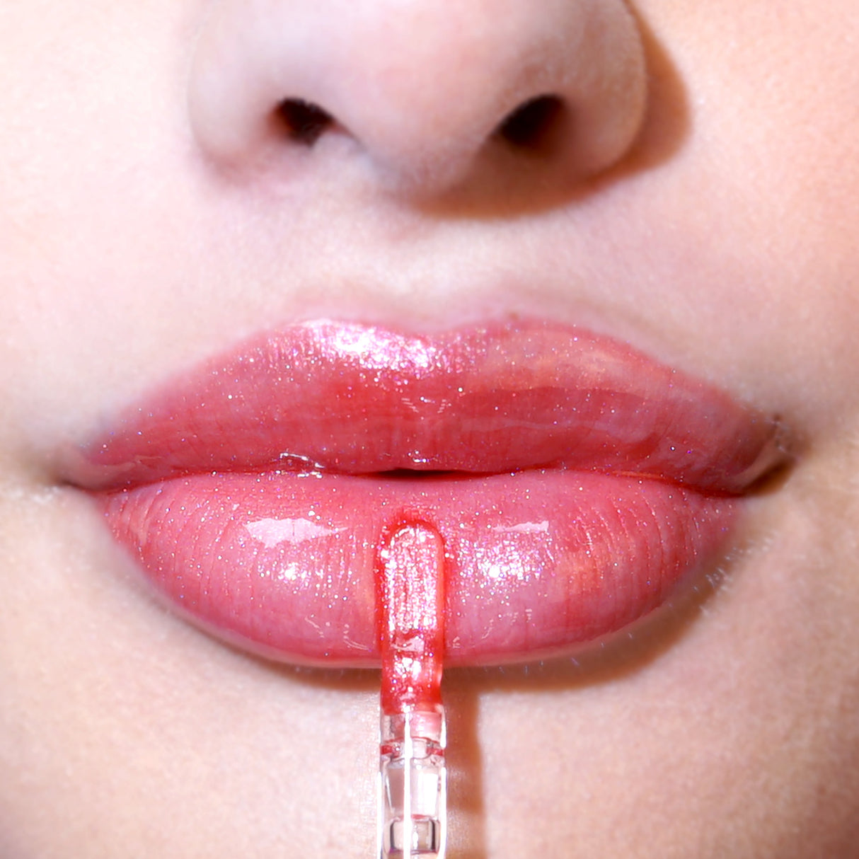 Starcrossed Shimmer Gloss Labial Hidratante con Brillo