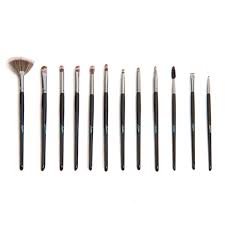 Smokey Luxe Set de 24 brochas con Cosmetiquera