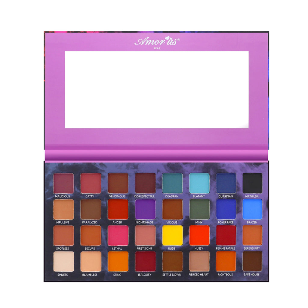 Noir Fatale Paleta de Sombras 32 Tonos
