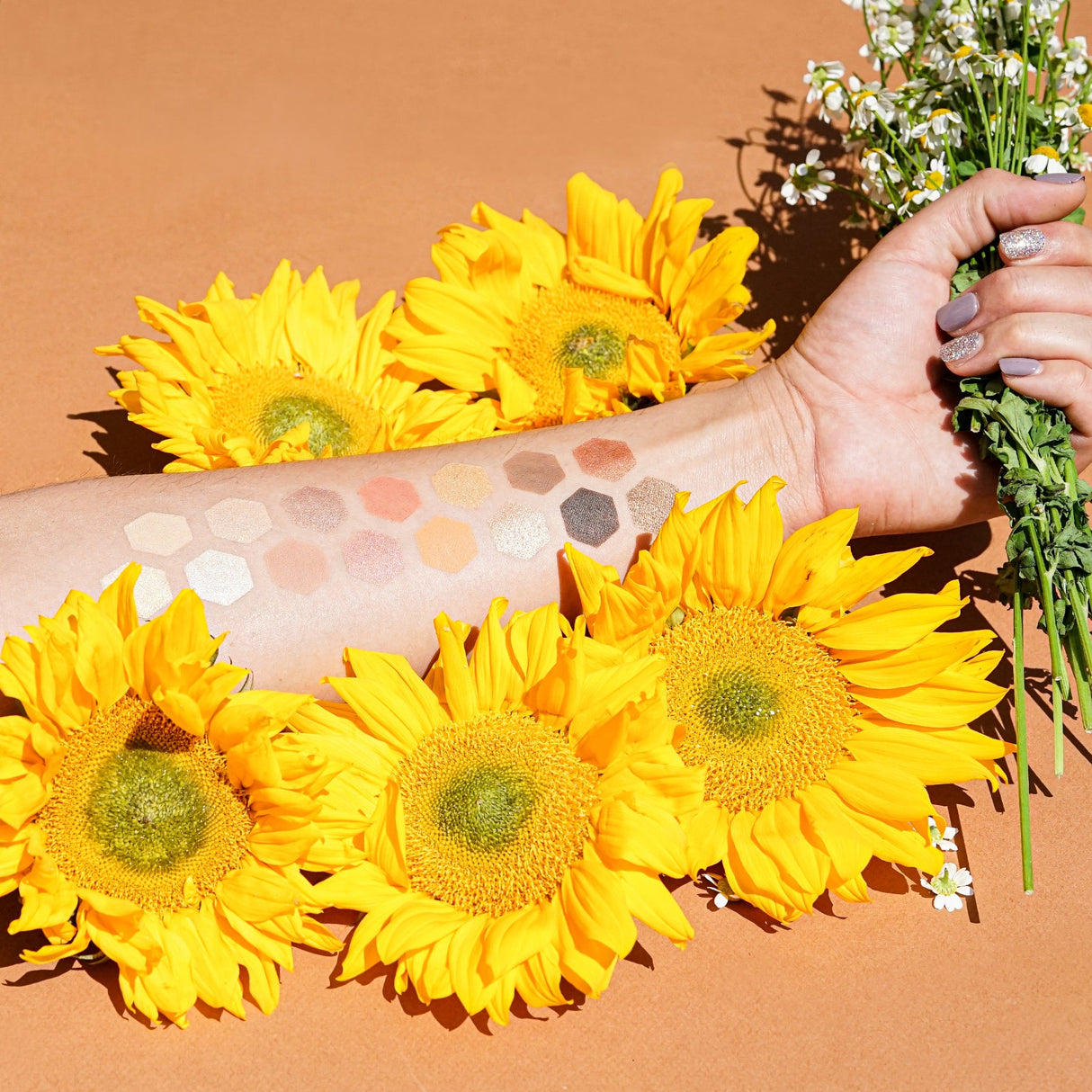 KARA Hello Honey Paleta de Sombras 36 Tonos